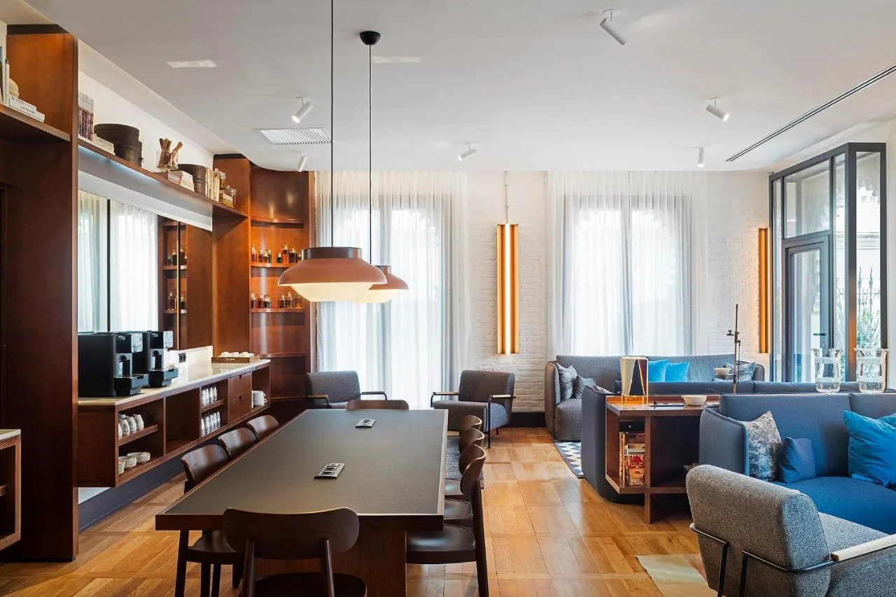 Interior lounge and gallery of Hotel Praktik Èssens at Casa Pere Llibre